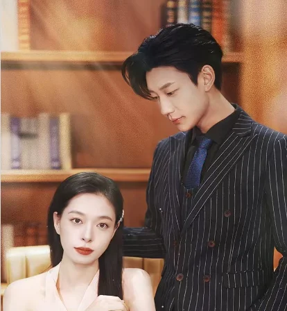 离婚后前夫总是想追我 海报