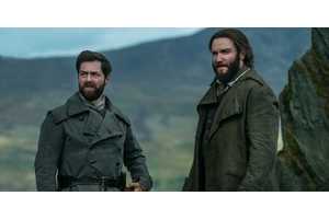 Roger's Worst Decision In Outlander Season 7 Fixed A Disgusting Book Problem