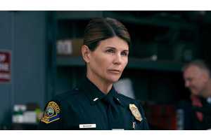 On Call's Lori Loughlin Eriq La Salle Tease Their Characters' Career-Altering "One Call"