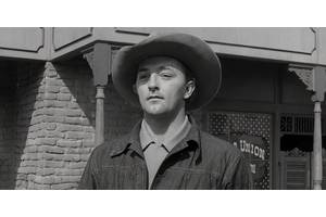 This Underrated Robert Mitchum Western With 83% On RT Perfectly Combines His 2 Best Genres
