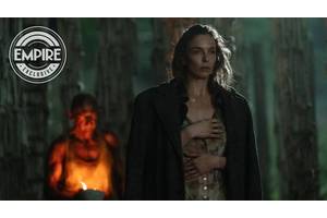 28 Years Later Image Reveals Jodie Comer's Character In The Bone Temple Alongside Ralph Fiennes' Mysterious Doctor