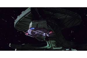 Star Trek's Original USS Defiant Is Just As Important As Sisko's DS9 Starship