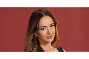 The Bachelor Season 29: Carolina Sofia Quixano’s Age, Job, Instagram & More