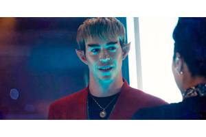 Star Trek: Section 31's Sven Ruygrok & Rob Kazinsky On "Unhinged" Characters & Michelle Yeoh's "Phenomenal" Physicality