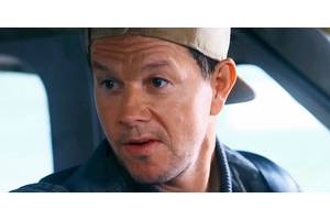Flight Risk Didn't Show A Moment That Would've Made Mark Wahlberg's Villain Way More Terrifying