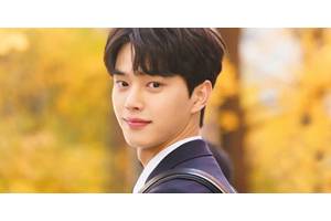 Song Kang’s Love-Triangle K-Drama From 6 Years Ago Was More Important To The Netflix Star Than You Think