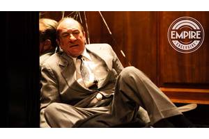 Robert De Niro Unpacks Playing 2 Characters As New Alto Knights Image Reveals One Of His Bloodied Mobsters