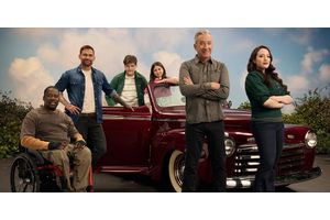 Shifting Gears Images Reveal First Look At Riley's Estranged Husband