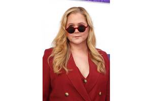 Amy Schumer's New Comedy Movie Debuts With One Of Netflix's Lowest Rotten Tomatoes Scores