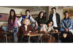 Nicole & Xavier's Surprising Storyline In School Spirits Season 2 Addressed By Stars: "It's Good For Him"
