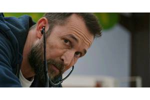 Max's New 2025 Medical Series Is So Accurate That A Real-Life Doctor Says It's "Too Real"