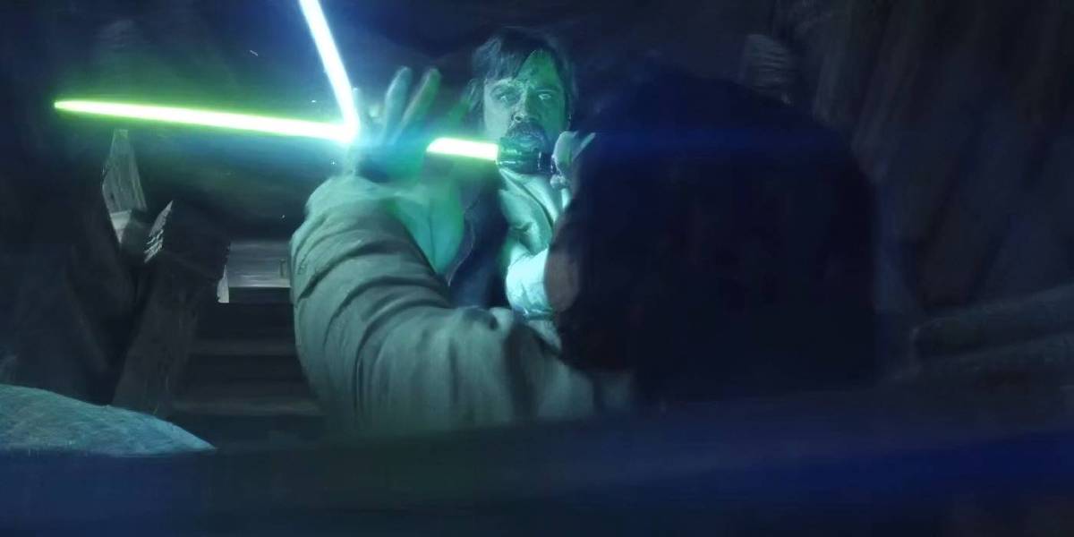 "Who Turns Down A Dinner With Mark Hamill?" Why Adam Driver Missed His Chance While Filming The Last Jedi