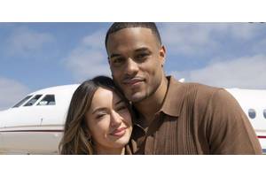 Signs Juliana Pasquarosa Is The New Bachelor Season 29 Villain (She's Causing Drama With The Other Women)