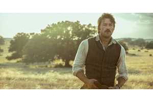 1923 Season 2: How A Mysterious New Character Impacts Spencer's Journey Home Explained By Star Jennifer Carpenter