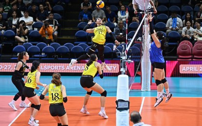 <p><strong>KEY PLAYER. </strong>UST's Angeline Poyos prepares to hit the ball during their game against Ateneo de Manila University in the UAAP Season 87 women's volleyball tournament at the Smart Araneta Coliseum on April 5, 2025. She scored 16 points in leading the Tigresses to victory, 25-15, 26-24, 26-24.<em> (UAAP photo) </em></p>
