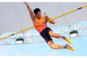 Spine injury cuts short Obiena’s 2024 schedule