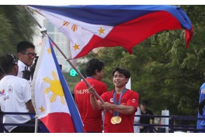 Diminutive Caloy stands tallest for PH sports in 2024
