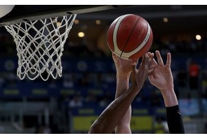 Unbeaten USA to face Brazil in Olympic basketball KO phase