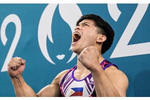 Golden hour: Gymnast Carlos Yulo finally nails biggest Olympics prize