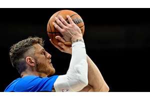 Former Knicks fan favorite Isaiah Hartenstein to miss start of season with injury