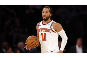 Knicks News: Latest on Jalen Brunson injury, interest in possible buyout candidate