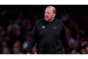 Knicks continue a troubling trend for a title-hopeful team