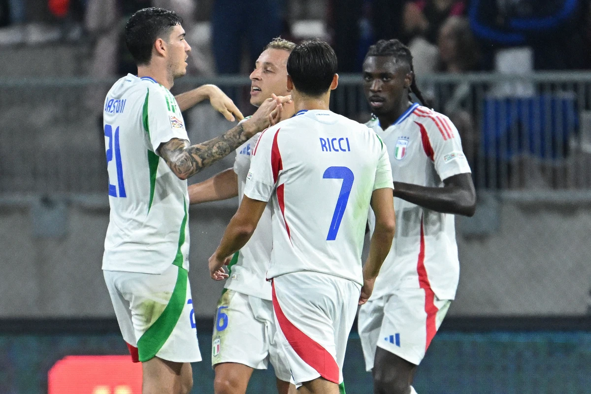 Italy's midfielder #16 Davide Frattesi (2nd L) celebrates scoring the opening goal with his teammates during the UEFA Nations League, League A, Group A2 football match Israel vs Italy at the Bozsik Arena in Budapest, Hungary, on September 9, 2024. (Photo by Attila KISBENEDEK / AFP) (Photo by ATTILA KISBENEDEK/AFP via Getty Images)