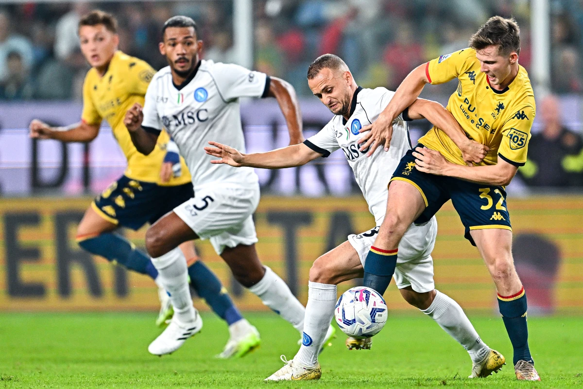 GENOA, ITALY - SEPTEMBER 16: Stanislav Lobotka of Napoli (2nd from right) and Morten Frendrup of Genoa vie for the ball during the Serie A TIM match between Genoa CFC and SSC Napoli at Stadio Luigi Ferraris on September 16, 2023 in Genoa, Italy. (Photo by Simone Arveda/Getty Images)