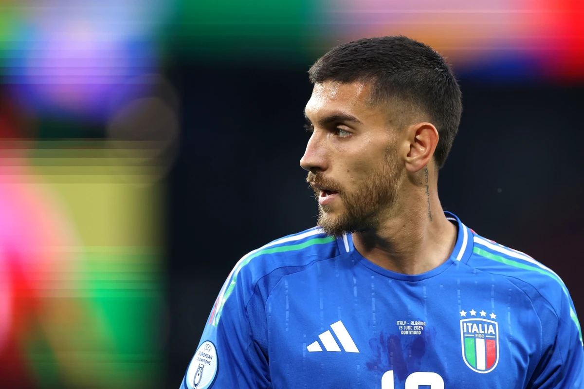 DORTMUND, GERMANY - JUNE 15: Lorenzo Pellegrini of Italy looks on during the UEFA EURO 2024 group stage match between Italy and Albania at Football Stadium Dortmund on June 15, 2024 in Dortmund, Germany. (Photo by Lars Baron/Getty Images)