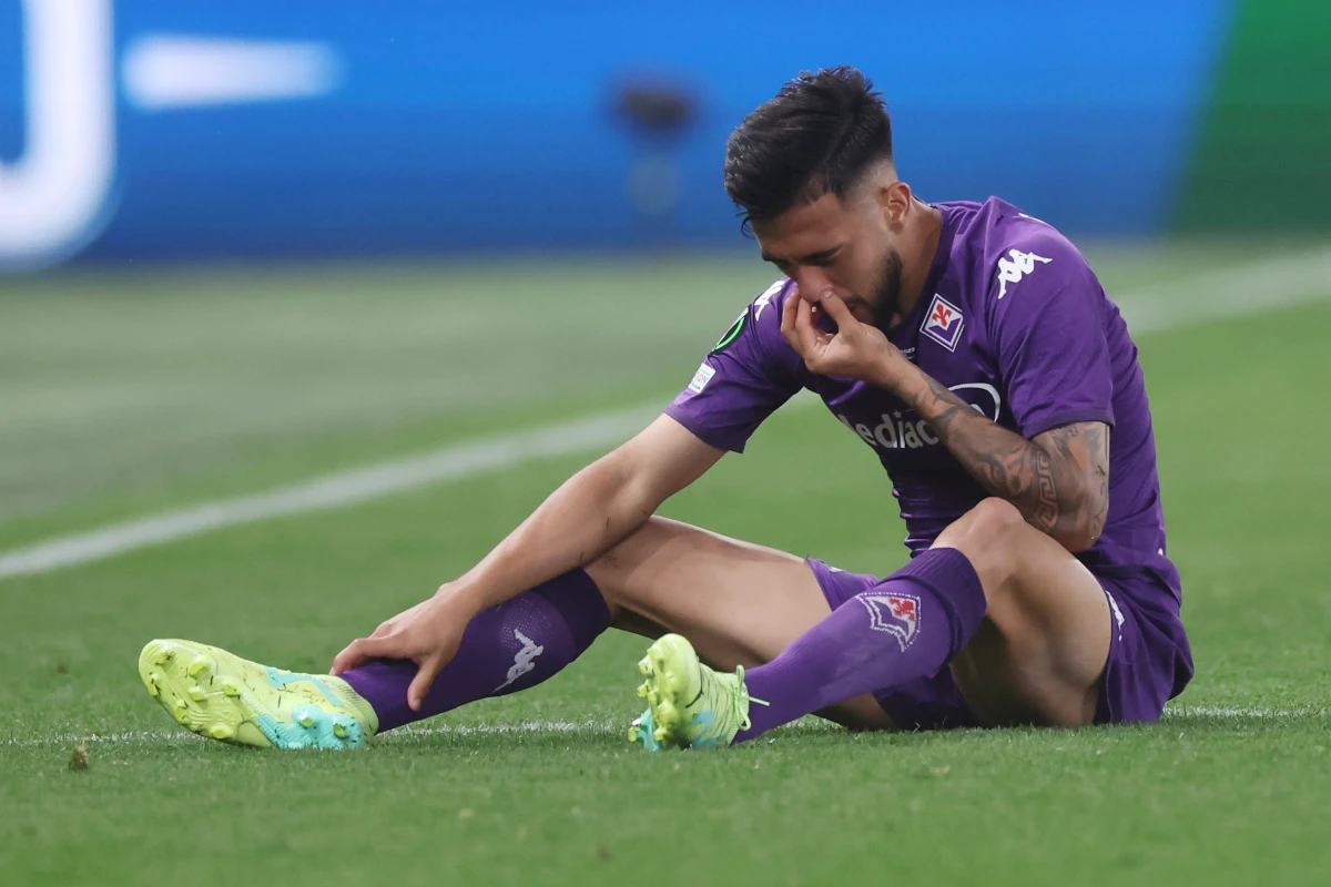 Nico Gonzalez PRAGUE, CZECH REPUBLIC - JUNE 07: Nicolas Gonzalez of ACF Fiorentina reacts during the UEFA Europa Conference League 2022/23 final match between ACF Fiorentina and West Ham United FC at Eden Arena on June 07, 2023 in Prague, Czech Republic. (Photo by Alex Grimm/Getty Images)