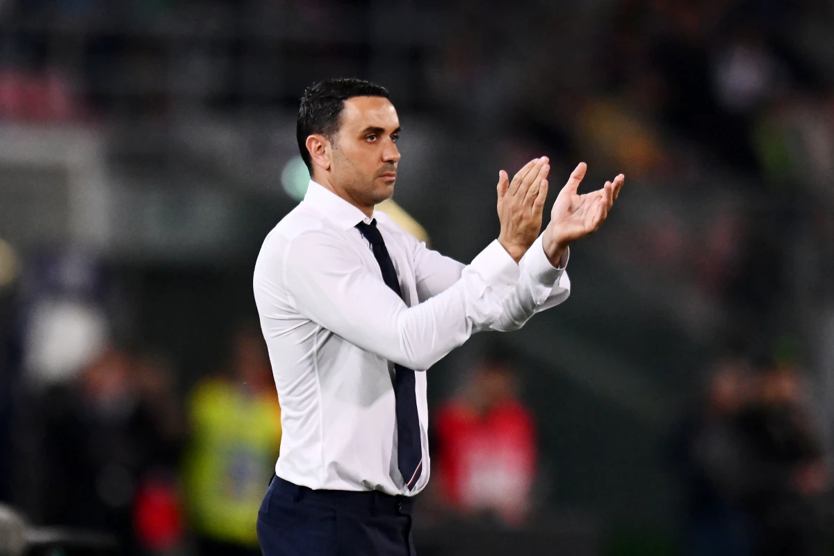 BOLOGNA, ITALY - APRIL 13: Raffaele Palladino, Head Coach of AC Monza, reacts during the Serie A TIM match between Bologna FC and AC Monza at Stadio Renato Dall'Ara on April 13, 2024 in Bologna, Italy. (Photo by Alessandro Sabattini/Getty Images)