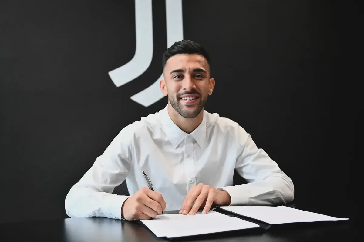 Official: Juventus sign Nico Gonzalez from Fiorentina