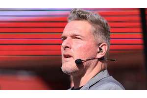 Did anyone win the Pat McAfee field goal challenge in Week 14 in College Station?