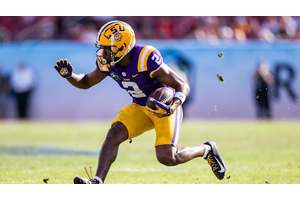 LSU's Kyren Lacy and Oregon's Evan Stewart snubbed from Biletnikoff watchlist