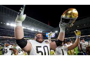 Fans will love how Notre Dame OL transfer announced his Nebraska commitment