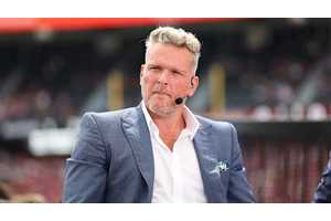 Did anyone win the Pat McAfee field goal challenge in Week 13 in Columbus, Ohio?