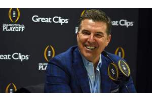 Rece Davis gives way-too-truthful answer about College Football Playoff
