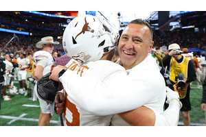 Snowstorm threatens the Cotton Bowl: The latest on the game's status