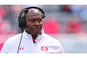 College football coach savagely trolls UFL just days before season starts