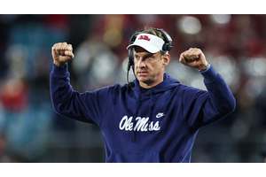 Lane Kiffin, Ole Miss make first big splash in the spring Transfer Portal