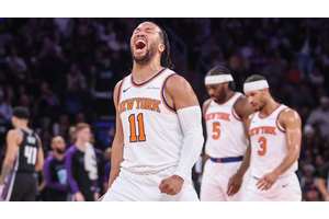 Jalen Brunson controls the ball like a star, not just scores like one