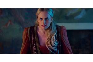 Juliet & Romeo Trailer Reveals Harry Potter & Pitch Perfect Stars' Musical Take On Shakespeare Classic
