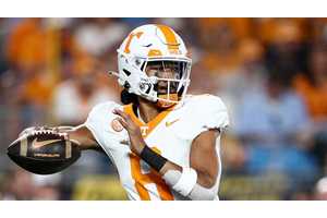 Tennessee fans receive disappointing injury news on star QB Nico Iamaleava