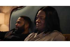 G20 Offers A Mini Black-Ish Reunion, But First Family Actors Hope Fans Don't "See Diane & Andre Johnson" Onscreen
