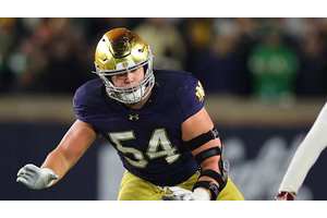 Notre Dame's Anthonie Knapp sidelined in first half of Orange Bowl vs. Penn State