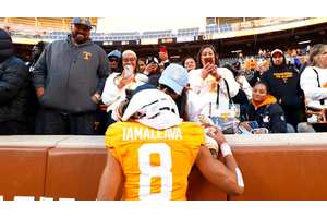 Nico Iamaleava won't be able to save UCLA in 2025