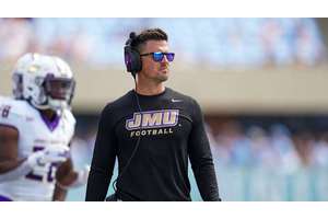 College football Group of Five betting favorites to win conference and make playoff