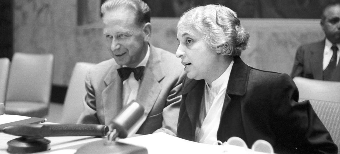 Vijaya Lakshmi Pandit, pictured at UN Headquarters alongside then Secretary-General Dag Hammarskjöld. (file) Vijaya Lakshmi Pandit, pictured at UN Headquarters alongside then Secretary-General Dag Hammarskjöld. (file)