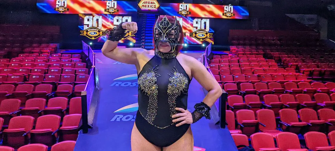 Professional wrestler La Jarochita, from Las Amazonas del Consejo Mundial de Lucha Libre, is part of a drive to promote gender equality and tackle violence against women in Mexico. (file) Professional wrestler La Jarochita, from Las Amazonas del Consejo Mundial de Lucha Libre, is part of a drive to promote gender equality and tackle violence against women in Mexico. (file)