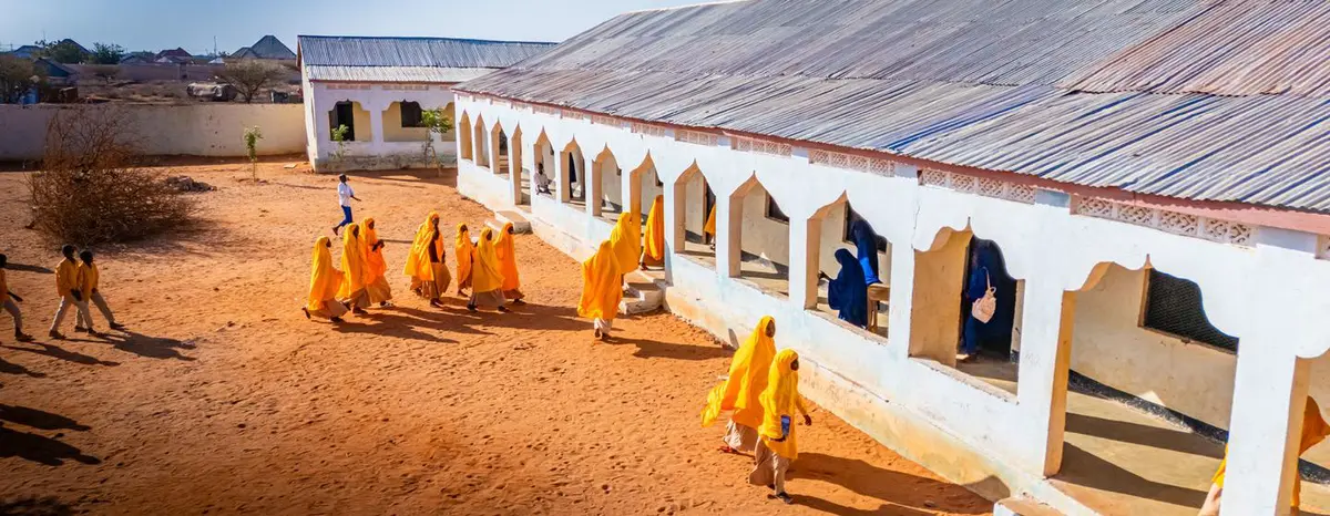 A new primary school was built in Farjano financed by IOM's Co-Funding System.
